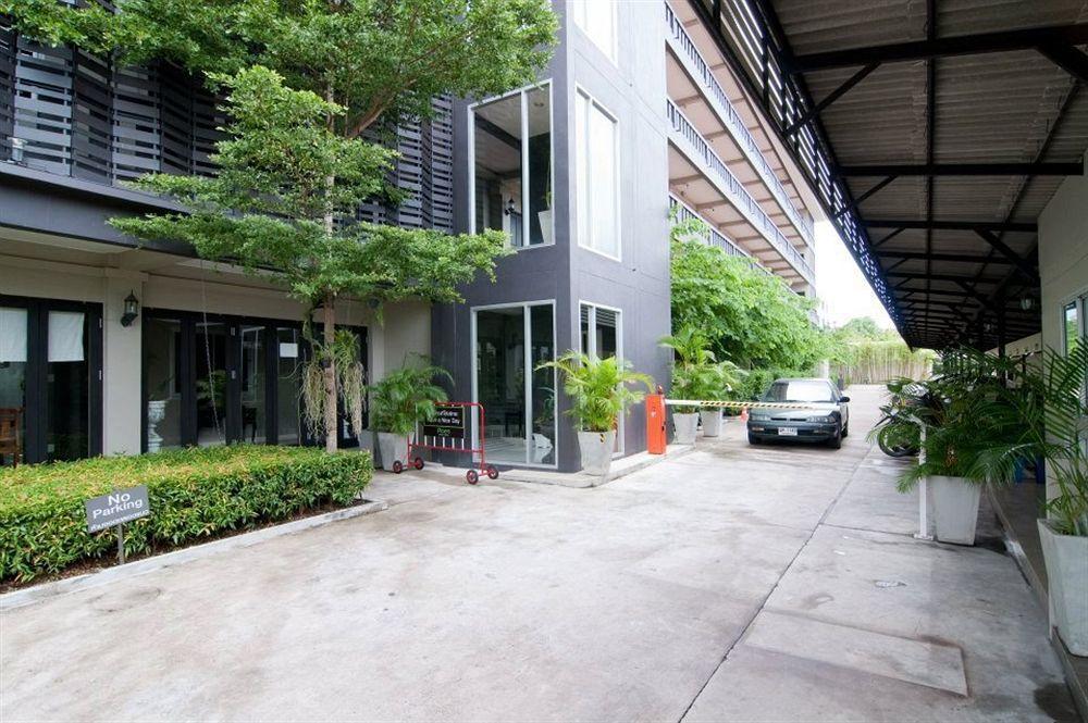 Ploen Pattaya Residence By Tolani Buitenkant foto