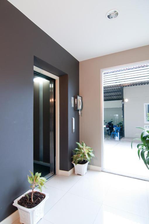 Ploen Pattaya Residence By Tolani Buitenkant foto